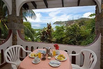 Edens Resort 3*